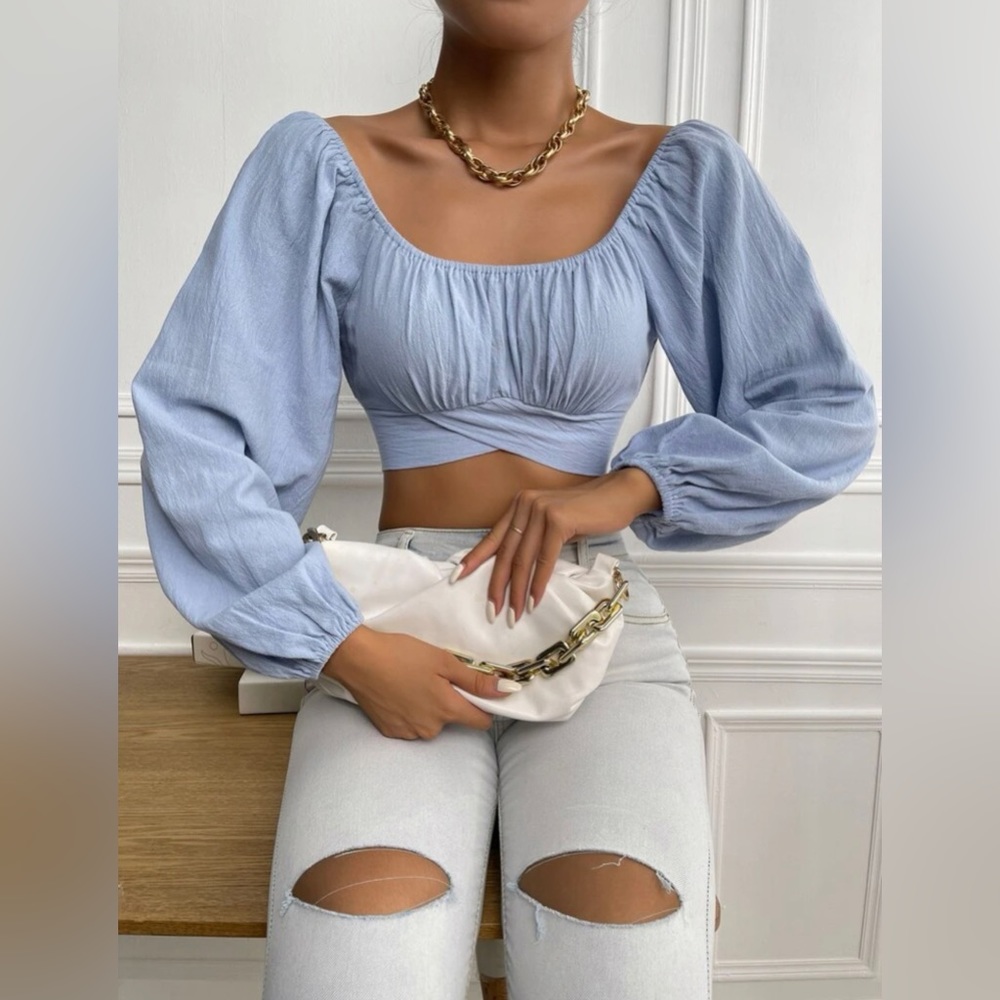 That’s so fetch: Elliot Long Sleeve Crop - BLUE